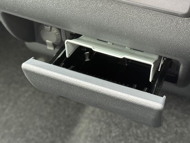 TOYOTA HIACE VAN LONG SUPER GL DARK PRIME S