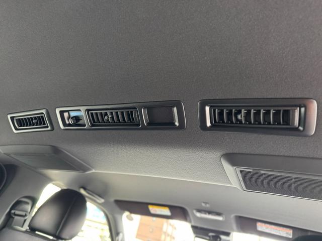 TOYOTA HIACE VAN LONG SUPER GL DARK PRIME S