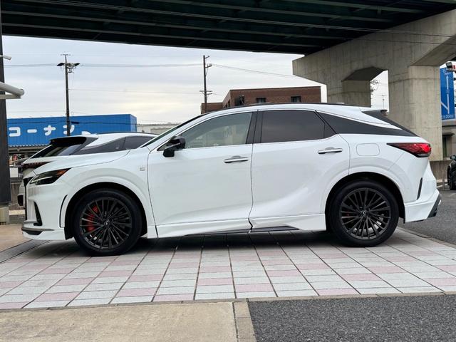 RX RX350 Fスポーツ TRDエアロ(F/S/R/マフラー) パノラマルーフ オレンジキャリパー ルーフレール 純正21インチAW 赤レザーシート ヘッドアップディスプレイ 14インチディスプレイ パノラミックビューモニター(32枚目)