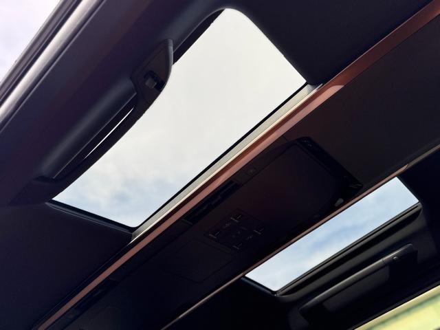 ヴェルファイア Z プレミア モデリスタエアロ(F/S/R) シグネチャーイルミ 13.2型有機EL後席モニター デジタルインナーミラー ドライブレコーダー ブラウンレザー 左右独立ムーンルーフ ヘッドアップディスプレイ ETC(10枚目)