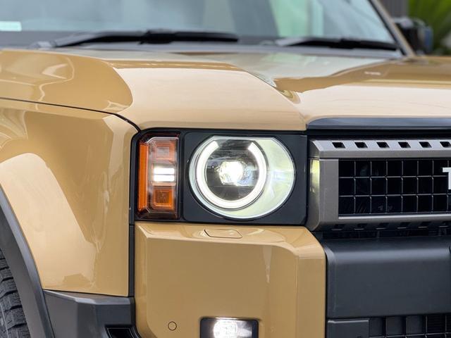 ランドクルーザー２５０ ＺＸファーストエディション　丸目型Ｂｉ－ＢｅａｍＬＥＤヘッドランプ　ＪＢＬプレミアムサウンド　モデリスタインチ２０ＡＷ　ハンズフリーパワーバックドア　トヨタチームメイト　ムーンルーフ　１２．３インチディスプレイ　パノラマビュー（22枚目）
