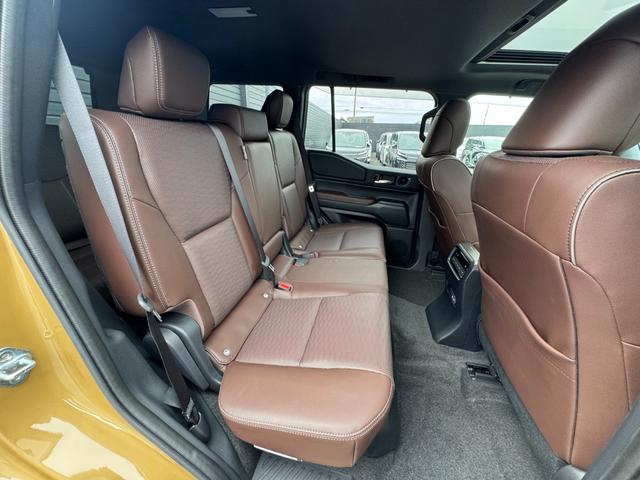 ランドクルーザー２５０ ＺＸファーストエディション　丸目型Ｂｉ－ＢｅａｍＬＥＤヘッドランプ　ＪＢＬプレミアムサウンド　モデリスタインチ２０ＡＷ　ハンズフリーパワーバックドア　トヨタチームメイト　ムーンルーフ　１２．３インチディスプレイ　パノラマビュー（48枚目）