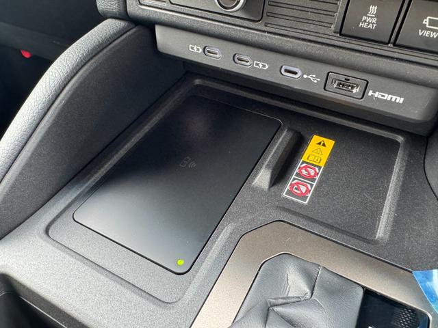 ランドクルーザー２５０ ＺＸファーストエディション　丸目型Ｂｉ－ＢｅａｍＬＥＤヘッドランプ　ＪＢＬプレミアムサウンド　モデリスタインチ２０ＡＷ　ハンズフリーパワーバックドア　トヨタチームメイト　ムーンルーフ　１２．３インチディスプレイ　パノラマビュー（61枚目）