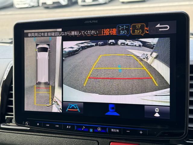 ハイエースバン ロングスーパーＧＬ　ダークプライムＳ　アルパイン１１インチフローティングナビ　パノラミックビューモニター　デジタルインナーミラー　寒冷地仕様　両側パワースライドドア　黒ハーフレザーシート　スカッフプレート　トヨタセーフティーセンス　ＥＴＣ（11枚目）