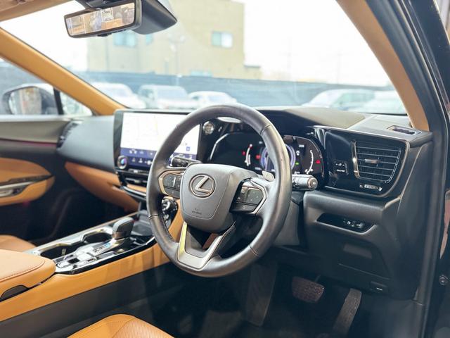 ＮＸ ＮＸ３５０ｈ　バージョンＬ　モデリスタエアロ（Ｆ／Ｓ／Ｒ）　パノラマルーフ　ルーフレール　アドバンストパーク　デジタルインナーミラー　ドライブレコーダー　置くだけ充電　ブラウンレザーシート　ＡＣ１００Ｖ　後席シートヒーター（46枚目）