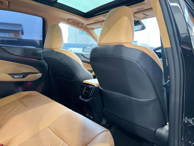 ＮＸ ＮＸ３５０ｈ　バージョンＬ　モデリスタエアロ（Ｆ／Ｓ／Ｒ）　パノラマルーフ　ルーフレール　アドバンストパーク　デジタルインナーミラー　ドライブレコーダー　置くだけ充電　ブラウンレザーシート　ＡＣ１００Ｖ　後席シートヒーター（48枚目）