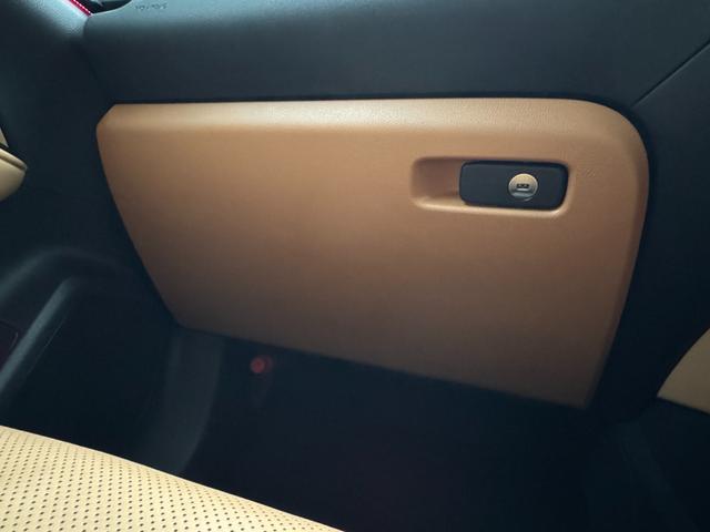 ＮＸ ＮＸ３５０ｈ　バージョンＬ　モデリスタエアロ（Ｆ／Ｓ／Ｒ）　パノラマルーフ　ルーフレール　アドバンストパーク　デジタルインナーミラー　ドライブレコーダー　置くだけ充電　ブラウンレザーシート　ＡＣ１００Ｖ　後席シートヒーター（74枚目）