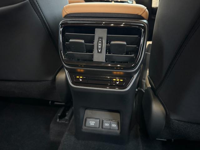 ＮＸ ＮＸ３５０ｈ　バージョンＬ　モデリスタエアロ（Ｆ／Ｓ／Ｒ）　パノラマルーフ　ルーフレール　アドバンストパーク　デジタルインナーミラー　ドライブレコーダー　置くだけ充電　ブラウンレザーシート　ＡＣ１００Ｖ　後席シートヒーター（76枚目）