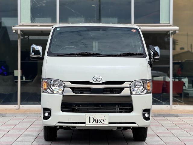 ハイエースバン ロングスーパーGL ダークプライムS 4WD パノラミックビューモニター デジタルミラー オプション15インチAW 両側パワースライドドア LEDヘッドライト 黒ハーフレザーシート トヨタセーフティーセンス AC100V スマートキー(13枚目)