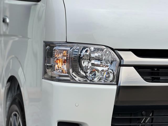 ハイエースバン ロングスーパーGL ダークプライムS 4WD パノラミックビューモニター デジタルミラー オプション15インチAW 両側パワースライドドア LEDヘッドライト 黒ハーフレザーシート トヨタセーフティーセンス AC100V スマートキー(22枚目)