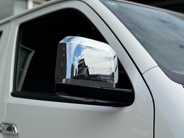 ハイエースバン ロングスーパーGL ダークプライムS 4WD パノラミックビューモニター デジタルミラー オプション15インチAW 両側パワースライドドア LEDヘッドライト 黒ハーフレザーシート トヨタセーフティーセンス AC100V スマートキー(24枚目)