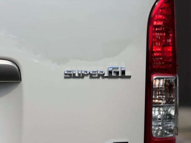 ハイエースバン ロングスーパーGL ダークプライムS 4WD パノラミックビューモニター デジタルミラー オプション15インチAW 両側パワースライドドア LEDヘッドライト 黒ハーフレザーシート トヨタセーフティーセンス AC100V スマートキー(42枚目)