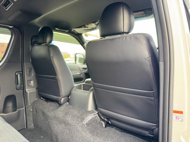 ハイエースバン ロングスーパーGL ダークプライムS 4WD パノラミックビューモニター デジタルミラー オプション15インチAW 両側パワースライドドア LEDヘッドライト 黒ハーフレザーシート トヨタセーフティーセンス AC100V スマートキー(46枚目)