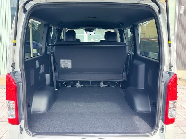 ハイエースバン ロングスーパーGL ダークプライムS 4WD パノラミックビューモニター デジタルミラー オプション15インチAW 両側パワースライドドア LEDヘッドライト 黒ハーフレザーシート トヨタセーフティーセンス AC100V スマートキー(49枚目)