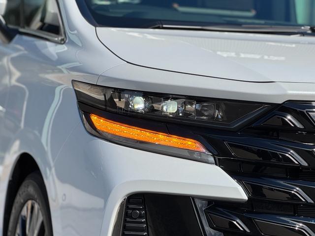 ヴェルファイア Ｚ　プレミア　１３．２型有機ＥＬ後席モニター　ユニバーサルステップ　寒冷地仕様　ブラウンレザーシート　デジタルインナーミラー　ドライブレコーダー　左右独立ムーンルーフ　トヨタチームメイトアドバンストパーク　ＥＴＣ（23枚目）