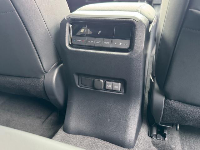 ランドクルーザー２５０ ＶＸ　モデリスタパッケージ　シグネチャーイルミ　オーバーフェンダー／フェンダー／リアステップガード　トヨタチームメイトアドバンストドライブ　ムーンルーフ　デジタルインナーミラー　パノラミックビューモニター（77枚目）