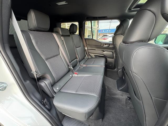 ランドクルーザー250 VX 丸目LEDヘッドライト モデリスタフェンダー シグネチャーイルミ ムーンルーフ デジタルインナーミラー パノラミックビューモニター ブラインドスポットモニター 12.1インチディスプレイオーディオ(51枚目)