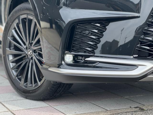 RX RX350 Fスポーツ パノラマルーフ 輻射ヒーター オレンジキャリパー デジタルインナーミラー 寒冷地仕様 ホワイトレザーシート 14インチディスプレイオーディオ パノラミックビューモニター ブラインドスポットモニター(23枚目)