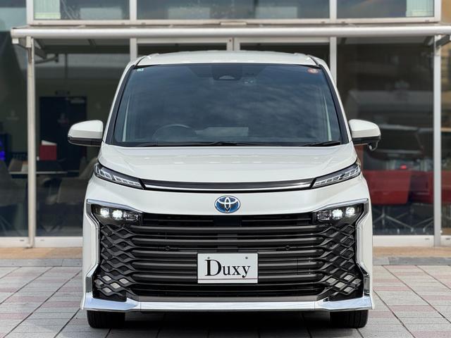 ヴォクシー 13.2型有機EL後席モニター 快適利便パッケージHigh ユニバーサルステップ ドライビングサポートパッケージ トヨタチームメイトドライビングサポートパッケージ 10.1インチディスプレイオーディオ(9枚目)