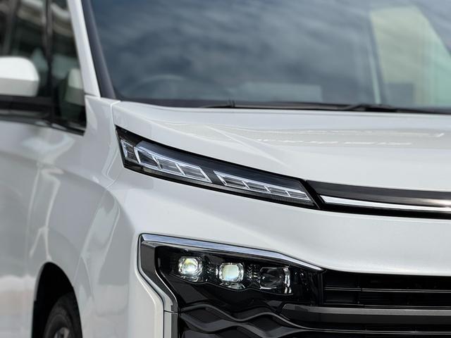 ヴォクシー 13.2型有機EL後席モニター 快適利便パッケージHigh ユニバーサルステップ ドライビングサポートパッケージ トヨタチームメイトドライビングサポートパッケージ 10.1インチディスプレイオーディオ(17枚目)