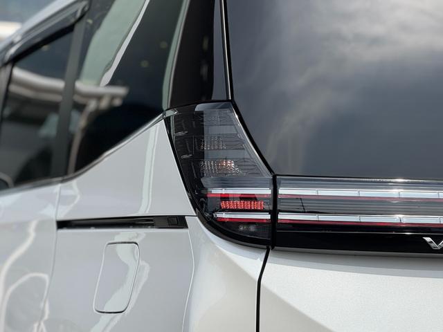 ヴォクシー 13.2型有機EL後席モニター 快適利便パッケージHigh ユニバーサルステップ ドライビングサポートパッケージ トヨタチームメイトドライビングサポートパッケージ 10.1インチディスプレイオーディオ(35枚目)