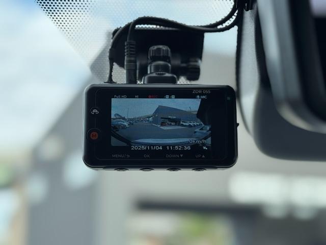 ヴォクシー 13.2型有機EL後席モニター 快適利便パッケージHigh ユニバーサルステップ ドライビングサポートパッケージ トヨタチームメイトドライビングサポートパッケージ 10.1インチディスプレイオーディオ(58枚目)