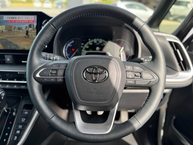 ヴォクシー 13.2型有機EL後席モニター 快適利便パッケージHigh ユニバーサルステップ ドライビングサポートパッケージ トヨタチームメイトドライビングサポートパッケージ 10.1インチディスプレイオーディオ(65枚目)