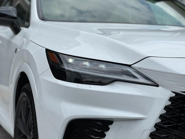 RX RX500h Fスポーツパフォーマンス マークレビンソンプレミアムサウンド パノラマルーフ ルーフレール デジタルインナーミラー 輻射ヒーター 置くだけ充電 ホワイトレザーシート ヘッドアップディスプレイ パノラミックビューモニター ETC(23枚目)