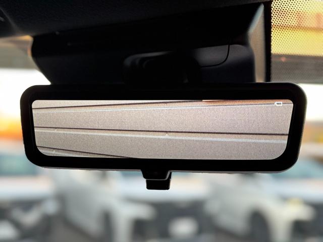 ハイエースバン パノラミックビューモニター デジタルインナーミラー 両側パワースライドドア LEDヘッドランプ スマートキー 黒ハーフレザーシート AC100V トヨタセーフティーセンス プリクラッシュセーフティ(9枚目)