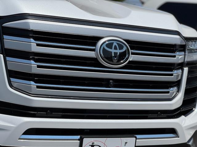 ランドクルーザー ＺＸ　モデリスタエアロ（Ｆ／Ｓ／Ｒ）　ＪＢＬプレミアムサウンド　リアエンターテイメント　リア電動デフロック　クールＢＯＸ　ムーンルーフ　ルーフレール　ベージュレザーシート　トヨタセーフティーセンス　ＥＴＣ（18枚目）