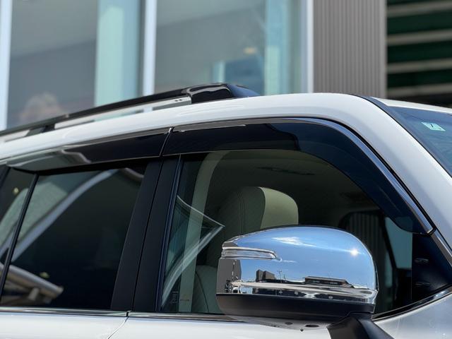 ランドクルーザー ＺＸ　モデリスタエアロ（Ｆ／Ｓ／Ｒ）　ＪＢＬプレミアムサウンド　リアエンターテイメント　リア電動デフロック　クールＢＯＸ　ムーンルーフ　ルーフレール　ベージュレザーシート　トヨタセーフティーセンス　ＥＴＣ（28枚目）