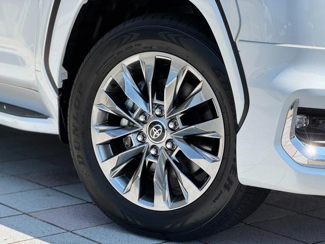 ランドクルーザー ＺＸ　モデリスタエアロ（Ｆ／Ｓ／Ｒ）　ＪＢＬプレミアムサウンド　リアエンターテイメント　リア電動デフロック　クールＢＯＸ　ムーンルーフ　ルーフレール　ベージュレザーシート　トヨタセーフティーセンス　ＥＴＣ（32枚目）