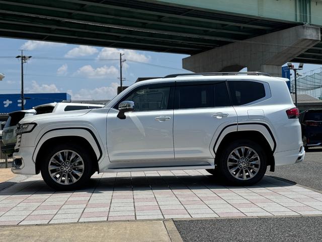 ランドクルーザー ＺＸ　モデリスタエアロ（Ｆ／Ｓ／Ｒ）　ＪＢＬプレミアムサウンド　リアエンターテイメント　リア電動デフロック　クールＢＯＸ　ムーンルーフ　ルーフレール　ベージュレザーシート　トヨタセーフティーセンス　ＥＴＣ（34枚目）