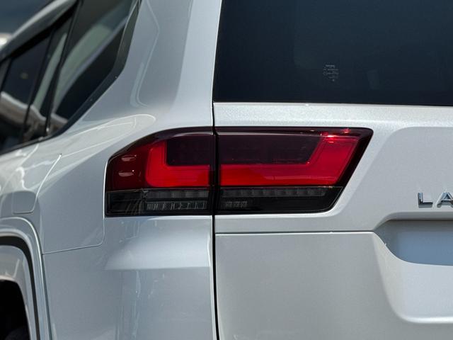 ランドクルーザー ＺＸ　モデリスタエアロ（Ｆ／Ｓ／Ｒ）　ＪＢＬプレミアムサウンド　リアエンターテイメント　リア電動デフロック　クールＢＯＸ　ムーンルーフ　ルーフレール　ベージュレザーシート　トヨタセーフティーセンス　ＥＴＣ（41枚目）