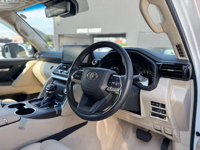 ランドクルーザー ＺＸ　モデリスタエアロ（Ｆ／Ｓ／Ｒ）　ＪＢＬプレミアムサウンド　リアエンターテイメント　リア電動デフロック　クールＢＯＸ　ムーンルーフ　ルーフレール　ベージュレザーシート　トヨタセーフティーセンス　ＥＴＣ（48枚目）