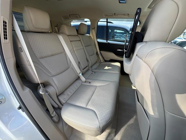 ランドクルーザー ＺＸ　モデリスタエアロ（Ｆ／Ｓ／Ｒ）　ＪＢＬプレミアムサウンド　リアエンターテイメント　リア電動デフロック　クールＢＯＸ　ムーンルーフ　ルーフレール　ベージュレザーシート　トヨタセーフティーセンス　ＥＴＣ（51枚目）