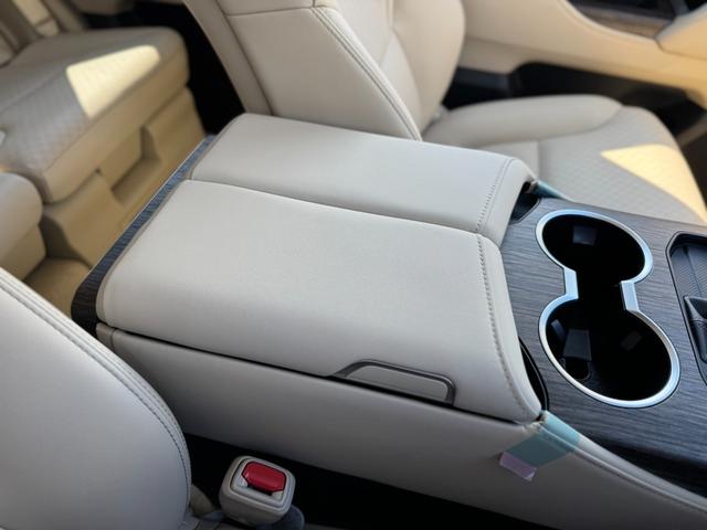 ランドクルーザー ＺＸ　モデリスタエアロ（Ｆ／Ｓ／Ｒ）　ＪＢＬプレミアムサウンド　リアエンターテイメント　リア電動デフロック　クールＢＯＸ　ムーンルーフ　ルーフレール　ベージュレザーシート　トヨタセーフティーセンス　ＥＴＣ（65枚目）