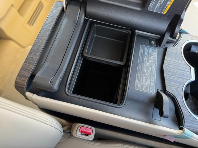 ランドクルーザー ＺＸ　モデリスタエアロ（Ｆ／Ｓ／Ｒ）　ＪＢＬプレミアムサウンド　リアエンターテイメント　リア電動デフロック　クールＢＯＸ　ムーンルーフ　ルーフレール　ベージュレザーシート　トヨタセーフティーセンス　ＥＴＣ（66枚目）