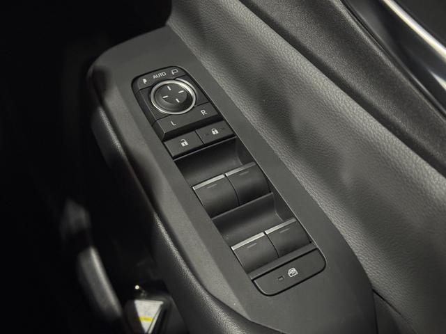 プリウス Z モデリスタエアロ(F/S/R) デジタルミラー ドライブレコーダー 12.3ディスプレイオーディオ パノラミックビューモニター ブラインドスポットモニター トヨタセーフティーセンス ETC2.0(75枚目)