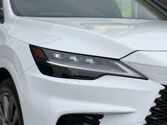 RX RX350 Fスポーツ TRDエアロダイナミクスパッケージ マークレビンソン パノラマルーフ デジタルインナーミラー 置くだけ充電 オレンジキャリパー 輻射ヒーター 21インチAW 赤レザーシート ヘッドアップディスプレイ(23枚目)