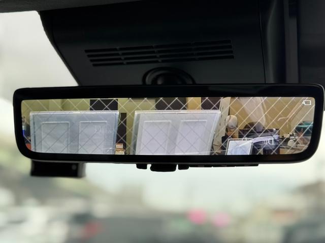 デジタルインナーミラー搭載☆夜間でも後方確認がしやすくなっています☆