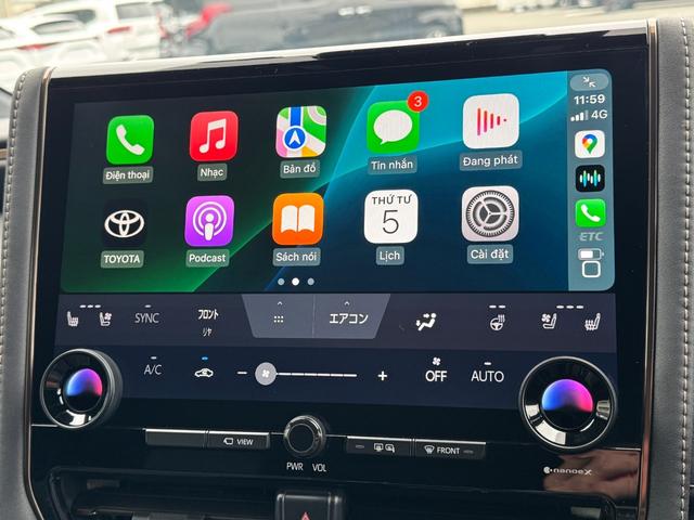 トヨタディスプレイオーディオ付き☆彡スマートフォンとつないでナビを映すことも可能です！