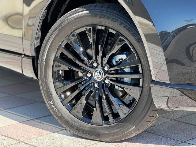 ハリアーハイブリッド Ｚ　レザーパッケージ・ナイトシェード　調光パノラマルーフ　アクセサリーコンセント　純正１９インチＡＷブラック塗装　ＪＢＬプレミアムサウンドデジタルインナーミラー　１２．３インチディスプレイ　パノラミックビューモニター　置くだけ充電　ＥＴＣ（30枚目）