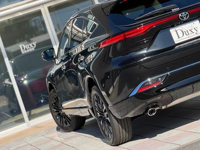 ハリアーハイブリッド Ｚ　レザーパッケージ・ナイトシェード　調光パノラマルーフ　アクセサリーコンセント　純正１９インチＡＷブラック塗装　ＪＢＬプレミアムサウンドデジタルインナーミラー　１２．３インチディスプレイ　パノラミックビューモニター　置くだけ充電　ＥＴＣ（36枚目）