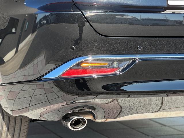 ハリアーハイブリッド Ｚ　レザーパッケージ・ナイトシェード　調光パノラマルーフ　アクセサリーコンセント　純正１９インチＡＷブラック塗装　ＪＢＬプレミアムサウンドデジタルインナーミラー　１２．３インチディスプレイ　パノラミックビューモニター　置くだけ充電　ＥＴＣ（41枚目）