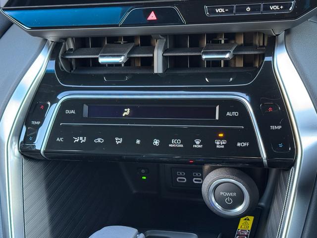 ハリアーハイブリッド Ｚ　レザーパッケージ・ナイトシェード　調光パノラマルーフ　アクセサリーコンセント　純正１９インチＡＷブラック塗装　ＪＢＬプレミアムサウンドデジタルインナーミラー　１２．３インチディスプレイ　パノラミックビューモニター　置くだけ充電　ＥＴＣ（59枚目）