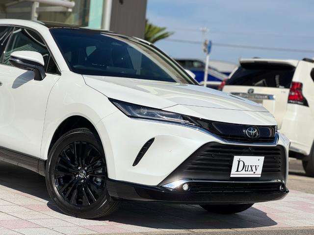 ハリアーハイブリッド Ｚ　レザーパッケージ・ナイトシェード　調光パノラマルーフ　アクセサリーコンセント　純正１９インチＡＷブラック塗装　ＪＢＬプレミアムサウンドデジタルインナーミラー　１２．３インチディスプレイ　パノラミックビューモニター　置くだけ充電　ＥＴＣ（16枚目）