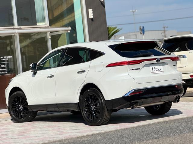 ハリアーハイブリッド Ｚ　レザーパッケージ・ナイトシェード　調光パノラマルーフ　アクセサリーコンセント　純正１９インチＡＷブラック塗装　ＪＢＬプレミアムサウンドデジタルインナーミラー　１２．３インチディスプレイ　パノラミックビューモニター　置くだけ充電　ＥＴＣ（35枚目）