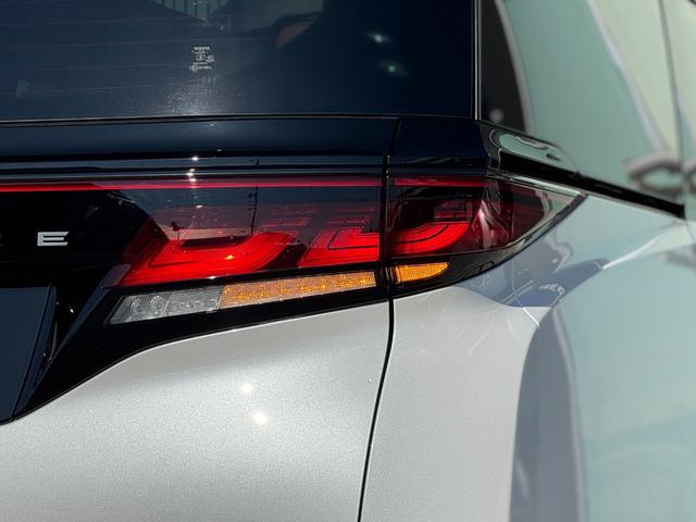 ヴェルファイア Ｚ　プレミア　１３．２型有機ＥＬ後席モニター　ユニバーサルステップ　ブラウンレザーシート　左右独立ムーンルーフ　デジタルミラー　ドライブレコーダー　トヨタチームメイトアドバンストパーク　ヘッドアップディスプレイ（46枚目）