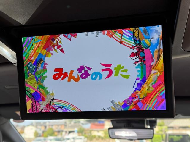 ヴェルファイア Ｚ　プレミア　ＪＢＬプレミアムサウンド　１４インチリアエンターテイメント　寒冷地仕様　デジタルミラー　左右独立ムーンルーフ　パノラミックビューモニター　ブラインドスポットモニター　スペアタイヤ　トヨタチームメイト（9枚目）